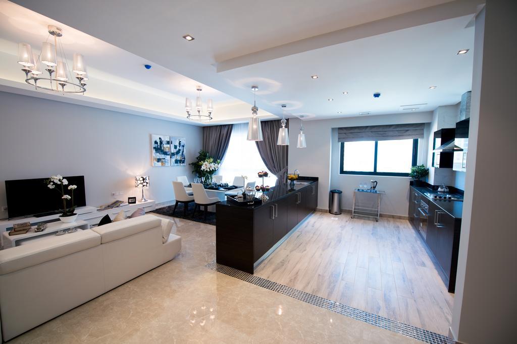 Al Manzil Residence Манама Экстерьер фото